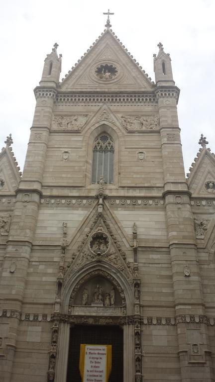 Duomo 89 Bed & Breakfast Наполи Екстериор снимка